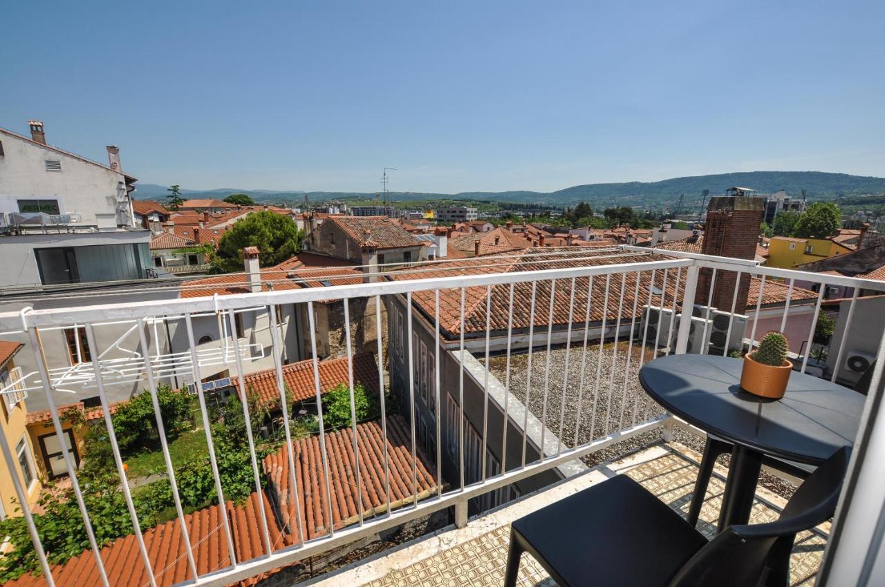 Apartment Katarina Koper - Old Historic Centre With Free Parking Exterior photo